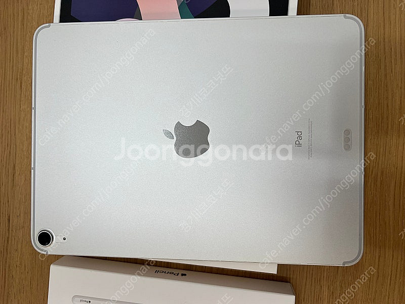 아이패드 에어4 실버 64GB + 펜슬--2