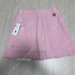 마크앤로나 스커트