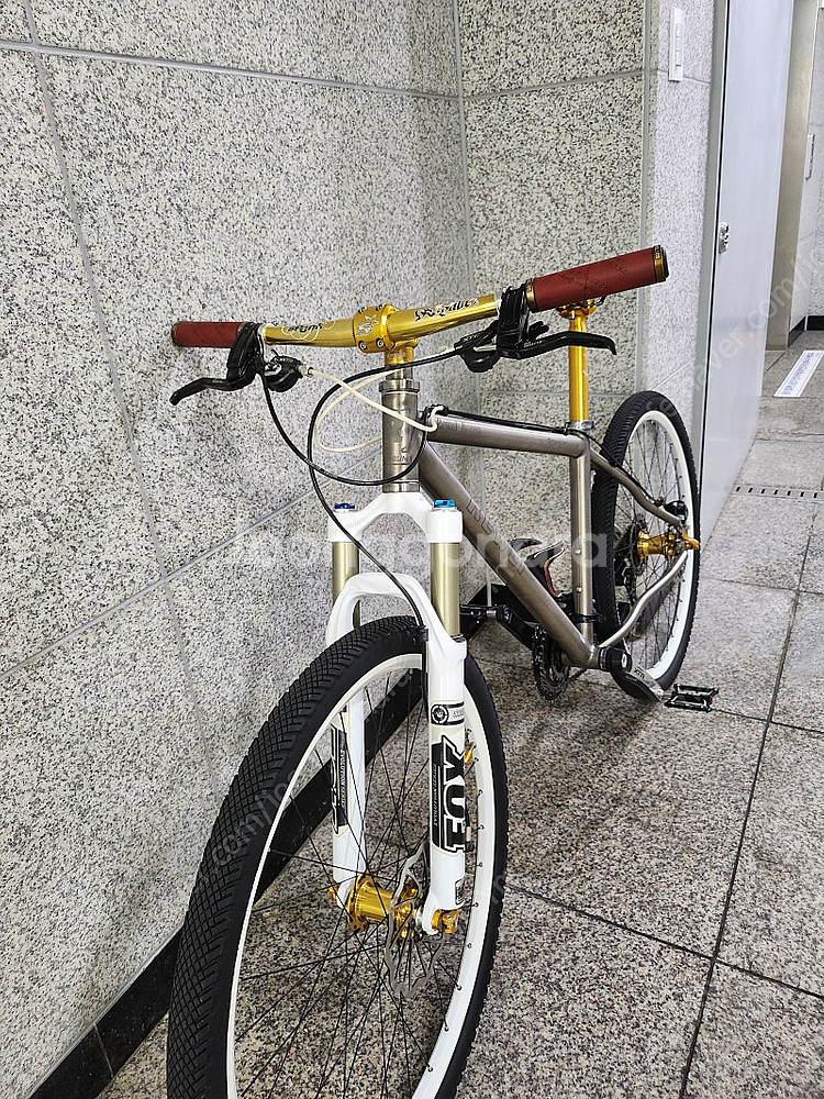 최상급 티타늄 MTB--0