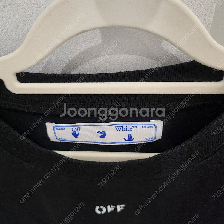 정품 오프화이트 반팔 정말 저렴히 판매해요--2