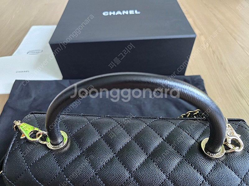 샤넬 코코핸들 블랙 캐비어 아웃스티치 (구미듐 현라지)핸들 블랙 ﻿ A92991--6