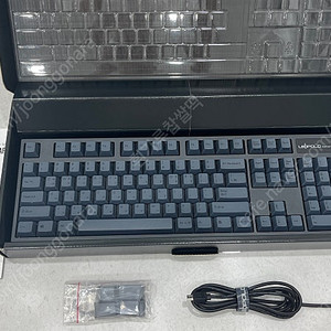 레오폴드 FC900R PS 키보드 적축