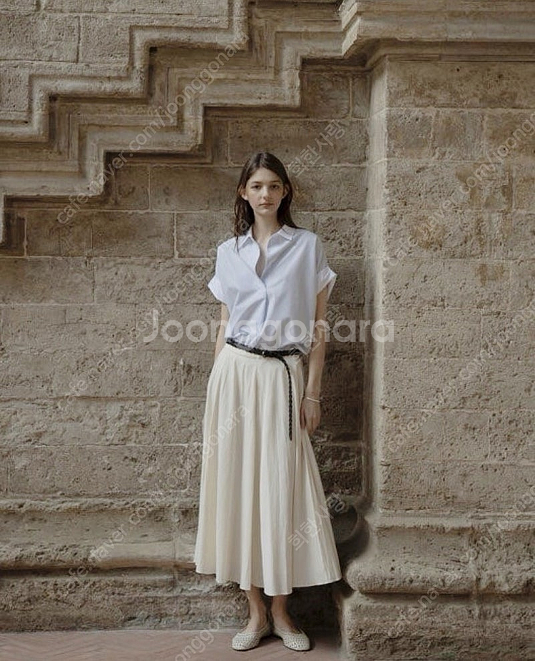 유메르 세일 베니스 플레어 스커트 아이보리 1--5