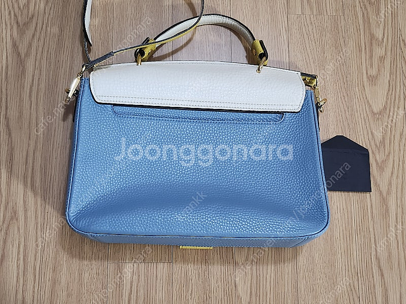 mcm여성 가방 팝니다.--1