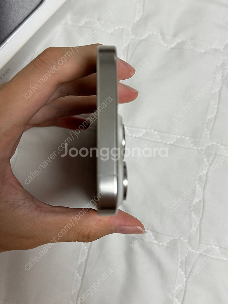 s급 아이폰 15프로 화이트 128 박스포함--5