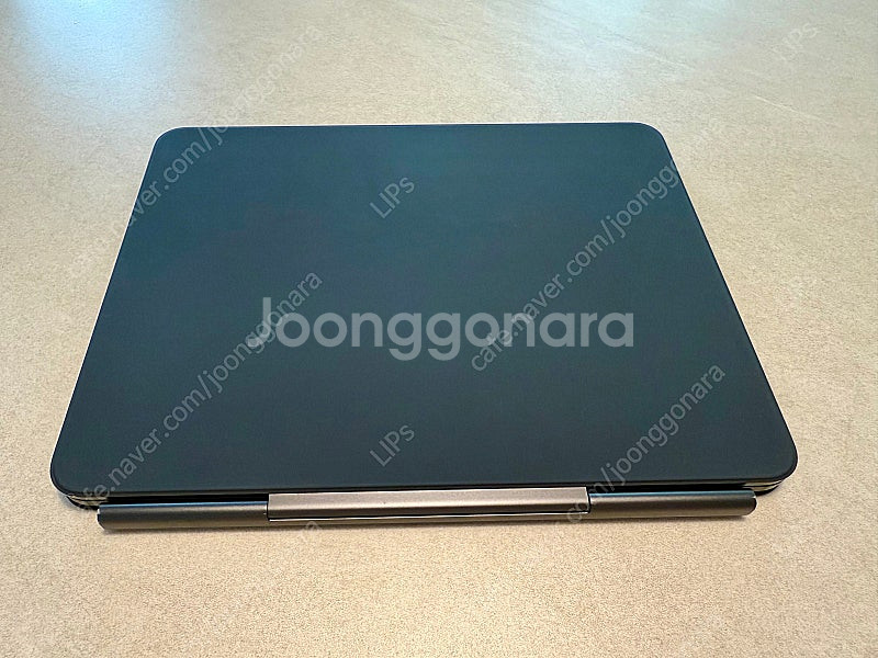 iPad Pro 13 M4 (256GB) + 매직 키보...--4