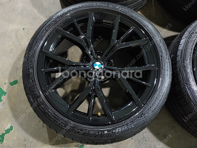 [판매] BMW G30 5시리즈 845M 19인치 정품...--1
