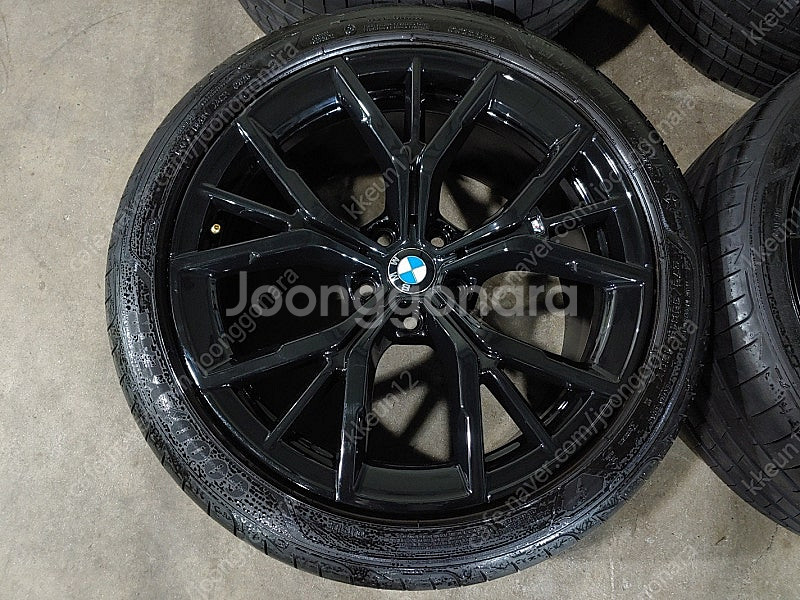 [판매] BMW G30 5시리즈 845M 19인치 정품...--3