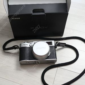 리코 GR3X ,후지필름 X100V ,X20 , XF10 , 파나소닉 LX10