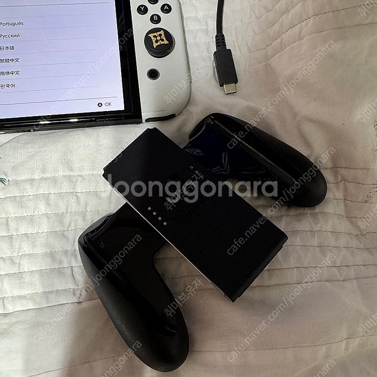22년 11월 구매 닌텐도 스위치 OLED 판매합니다--7
