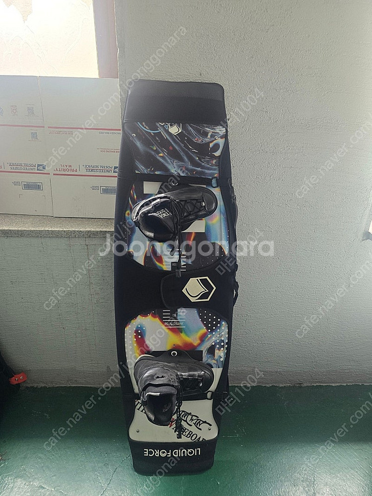 리퀴드포스 139. 250사이즈--0