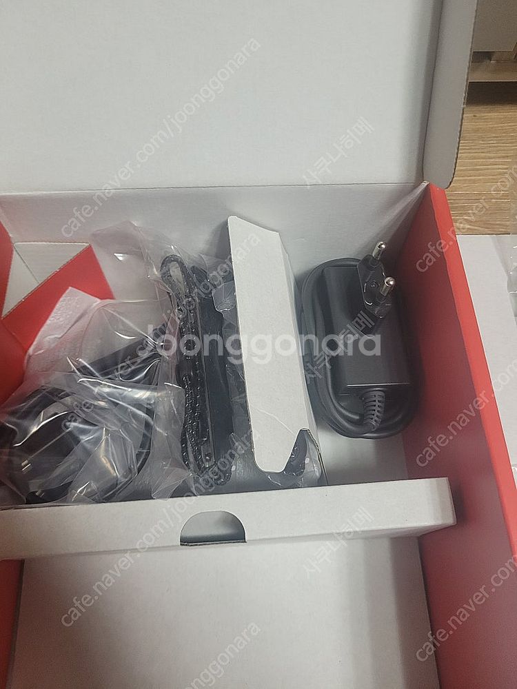 닌텐도스위치 oled 화이트 팝니다--1
