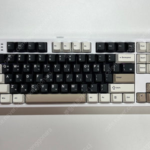 큐센 Q87 PBT 기계식 키보드 판매합니다