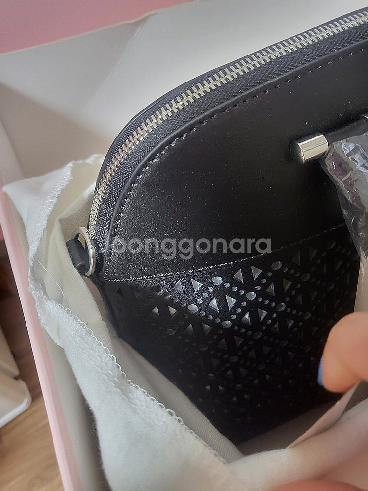 새제품 선물용 최고 비콰비채 에떼백 블랙--6