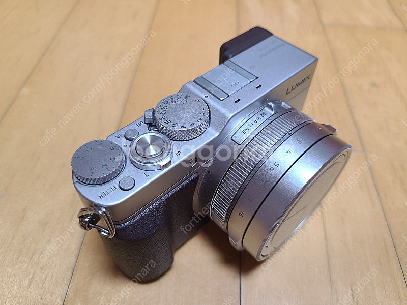 파나소닉 루믹스 LX100 실버 풀박--5