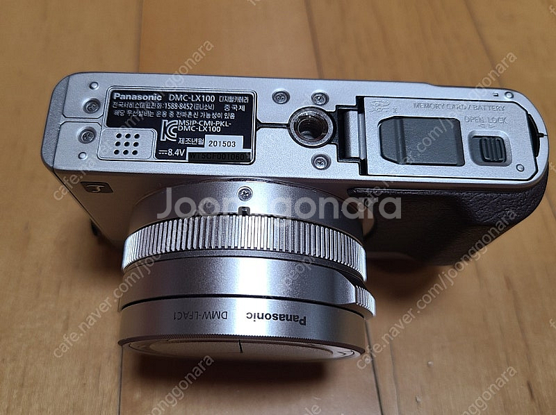 파나소닉 루믹스 LX100 실버 풀박--6