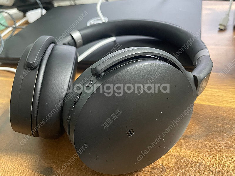 젠하이저 HD 450BT 블랙팝니다--3