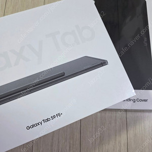 갤럭시 탭 S9 FE+ 128G 미개봉 새상품+ 스탠딩 케이스 미개봉 일괄 판매합니다.