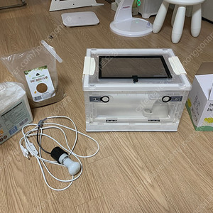 병아리 부화기 + 사육장 +전등 + 사료 + 배변패드