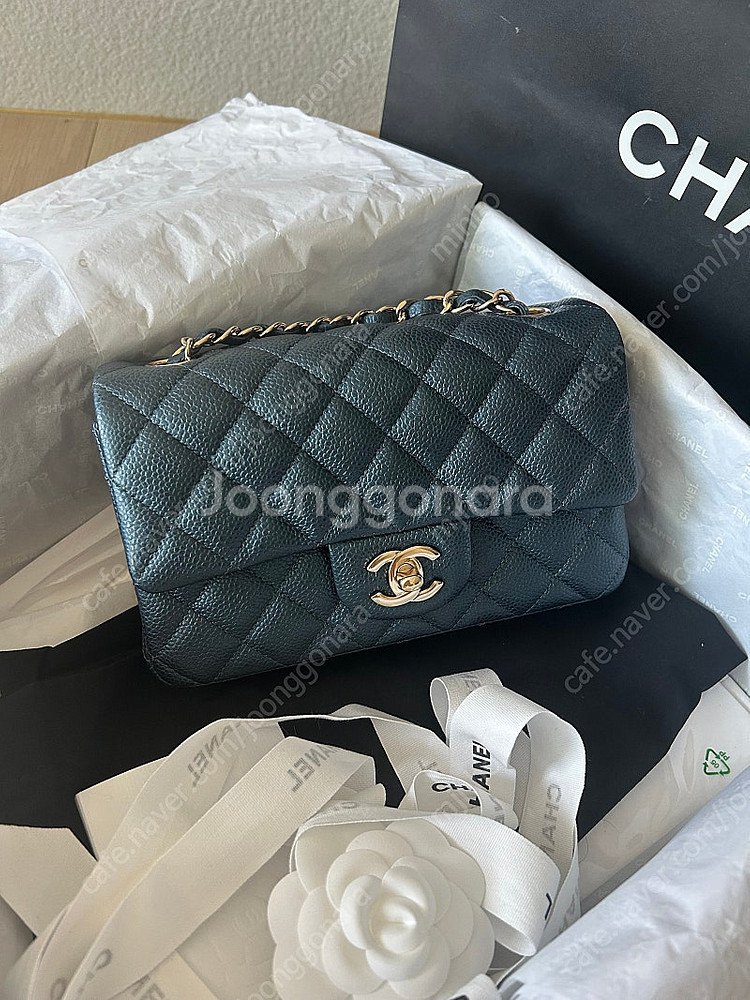 샤넬 클래식 뉴미니 캐비어 샴골--1