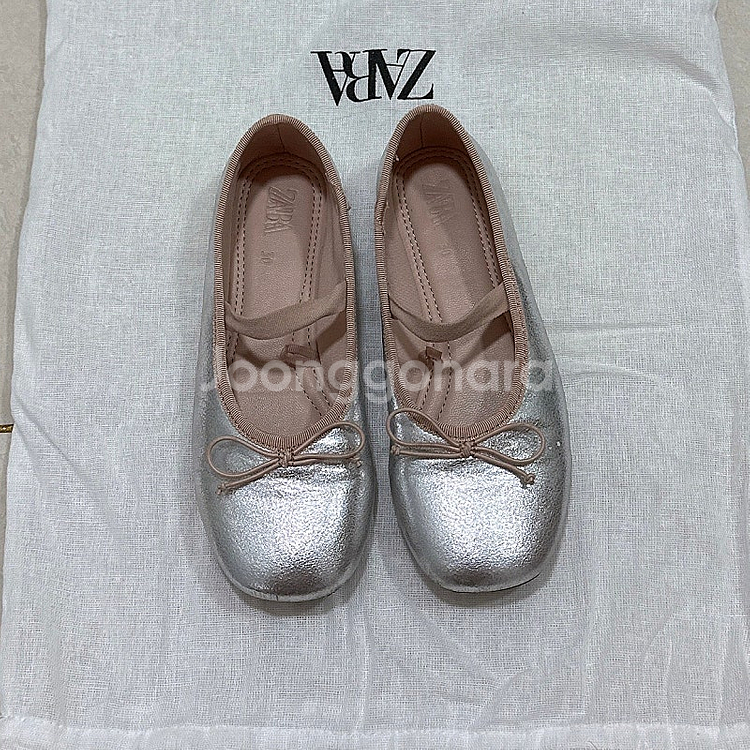 ZARA 자라키즈 여아 실버플랫슈즈 30사이즈 ㅡ 택포...--0