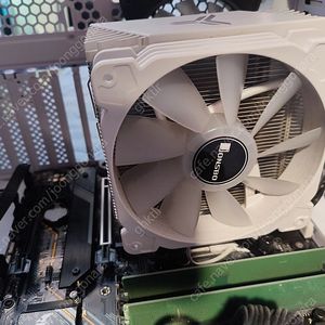 택포 280000원.i7 10700 씨피유.asus tuf gaming b460m-plus 메인보드.jonsbo 씨피유 쿨러.