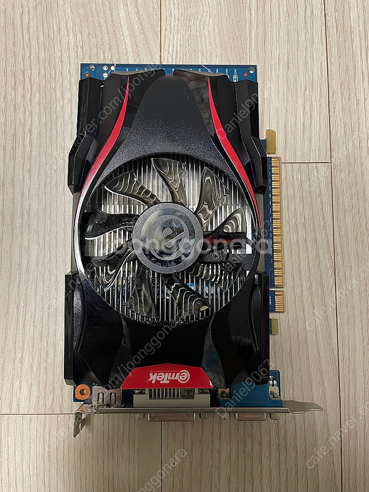깨끗이 청소한 GTX750TI D5 2GB 싸게 판매합--0