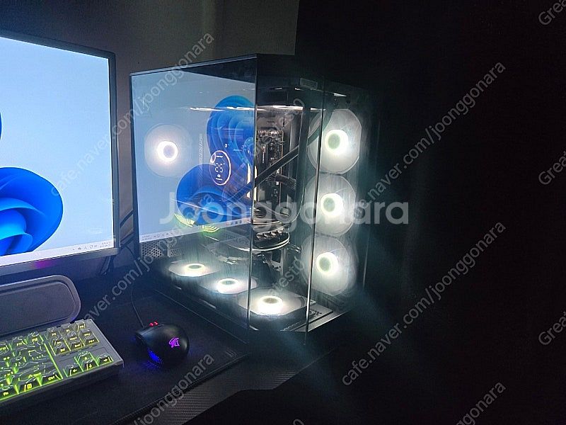 7800X3D 4070TI 게이밍 컴퓨터 PC 본체--4