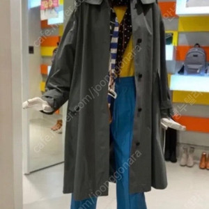 베네통 트렌치코트