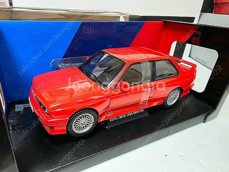 1:18 스케일 KITH × BMW E30 M3 다이캐...--2