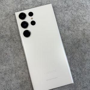 (무잔상)갤럭시S23울트라 화이트 256G 미파손 깨끗한 단말기 23년12월개통 53만 판매해요
