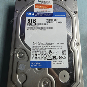 [새상품급] 하드디스크 8TB WD Blue WD80EAAZ 팝니다.