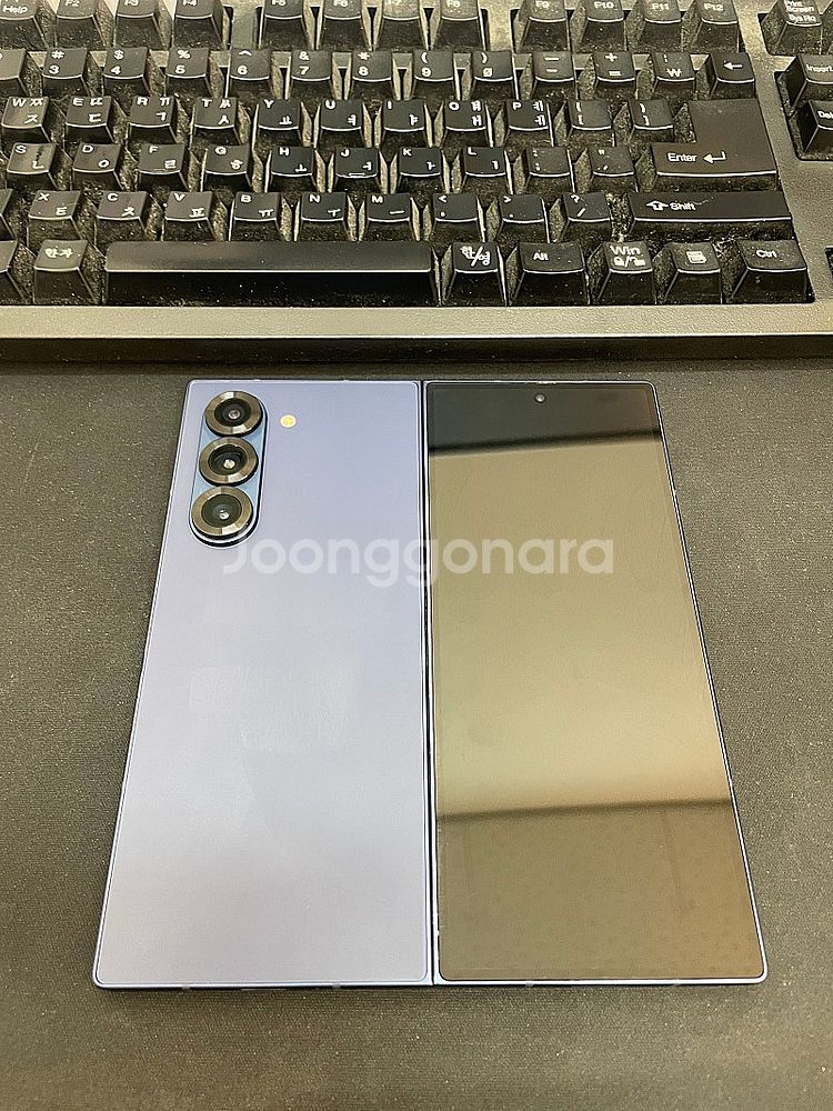 갤럭시Z폴드6 네이비 256GB 무잔상 상태좋은 중고9...--0