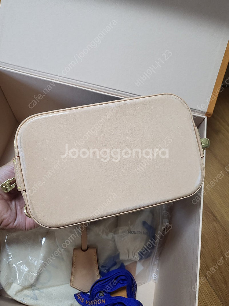 루이비통 알마백팩--3