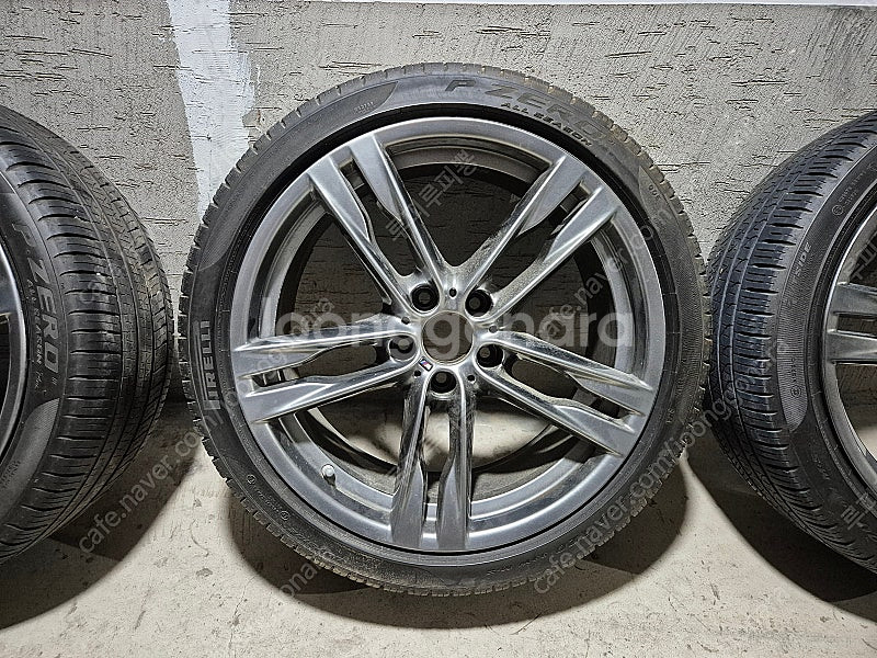 20인치 bmw 640D 363M F06 F10 5GT 6GT 5시리즈 7시리즈 F바디 그란쿠페 에서 사용하던 정품...--3