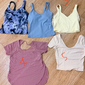 룰루레몬 얼라인 탱크탑(size 6), 러브크루 티(size 4)