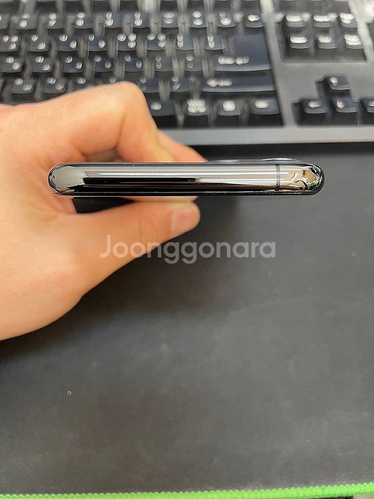 아이폰11프로 그레이 64GB 상태좋은 중고19만팝니다...--3