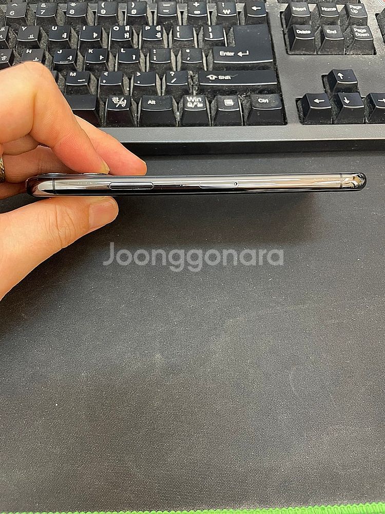아이폰11프로 그레이 64GB 상태좋은 중고19만팝니다...--4