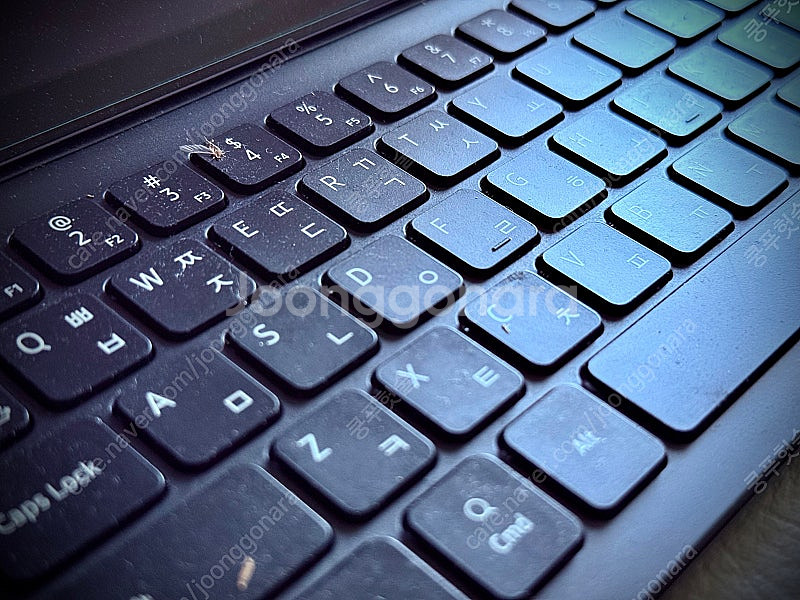 갤럭시 탭S8 256GB + 스마트키보드 케이스(정품)--4