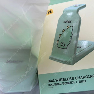 카카오프렌즈 죠르디 3in1 아이폰 무선충전기 버즈 워치 거치대 고속충전