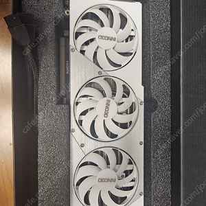 INNO3D RTX 5070 Ti X3 OC 화이트 판매 및 교환