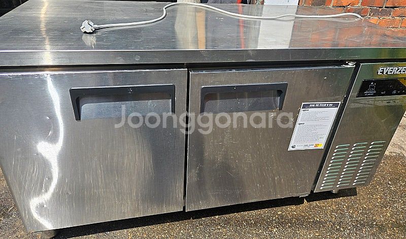 2020년식 에버젠 간냉식 테이블 냉장고 UDS-15F...--0