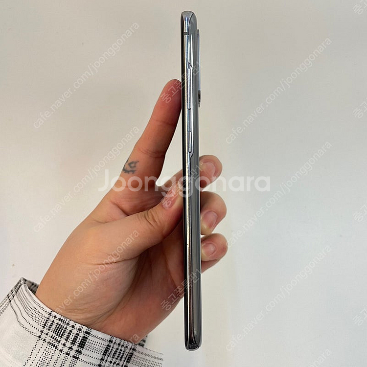 88662(울산중고폰) 갤럭시S20플러스 그레이 256GB 판매합니다 18만원 텔레그램OK--6
