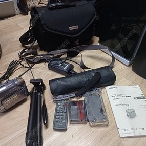 소니 캠코더 카메라 DCR-HC42 팝니다.