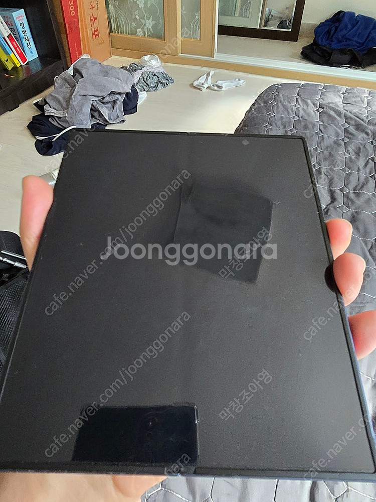 갤럭시 Z 폴드6 네이비 256gb A급 판매합니다.--1