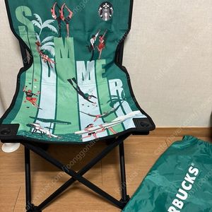 스타벅스 캠핑의자 팝니다