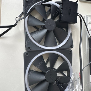 NZXT F140 RGB 2개 + 컨트롤러