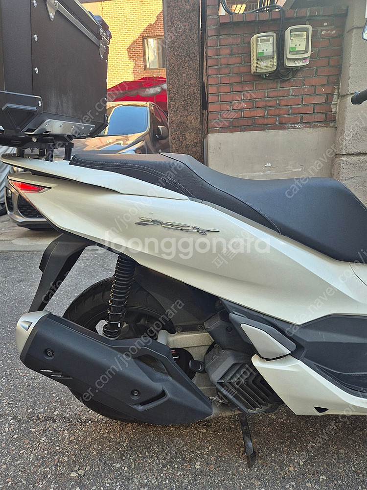 혼다 PCX125 신차급 22년식 무사고 9천키로--4