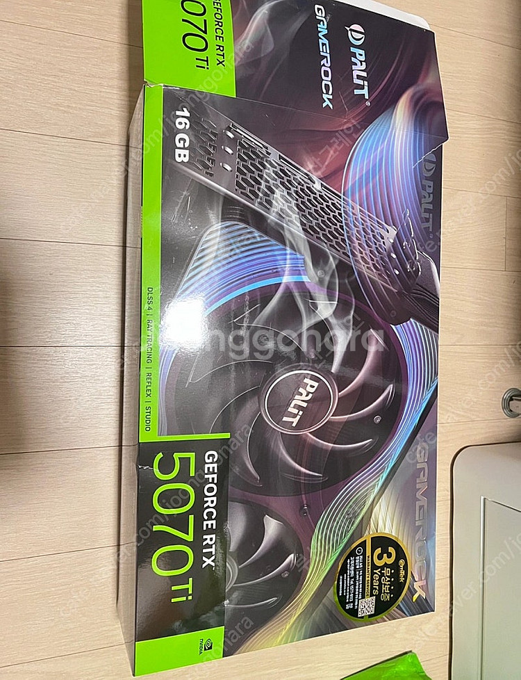 기가바이트 RTX 4070 SUPER 3팬--5