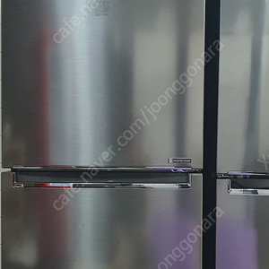 LG 327리터 김치냉장고